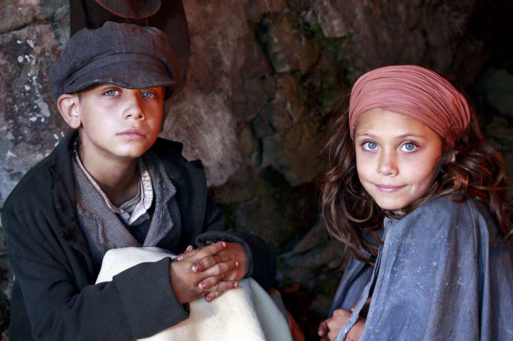 La storia di Cino - Il bambino che attraversò la montagna